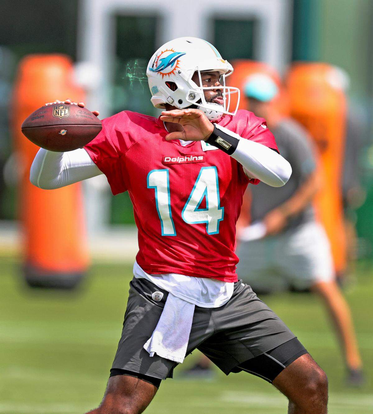 Miami Dolphins quarterback Jacoby Brissett (14) throws during practice at Baptist Health Training Complex in Hard Rock Stadium on Wednesday, September 22, 2021 in Miami Gardens, Florida, in preparation for their game against Las Vegas Raiders at Allegiant Stadium, on Sunday, September 26.