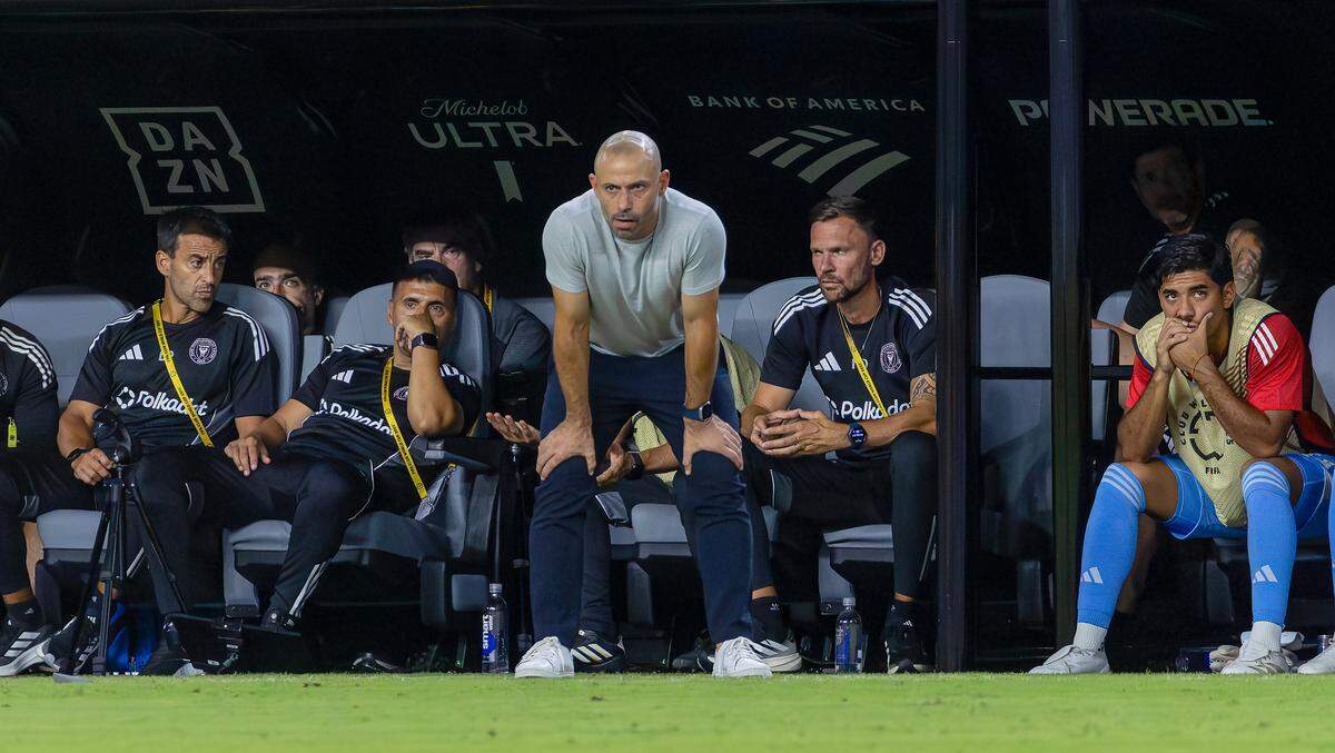 Inter Miami head coach Javier Mascherano watches from the bench during the second half of their Group A third-round FIFA Club World Cup match against Palmeiras at Hard Rock Stadium, Monday, June 23, 2025, in Miami Gardens, Fla.