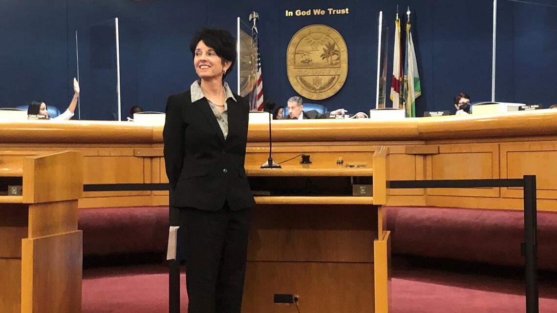 Bronwyn Stanford, Miami-Dade County’s new Animal Services director, pauses after her appointment was presented to the County Commission on Tuesday, Nov. 16, 2021.