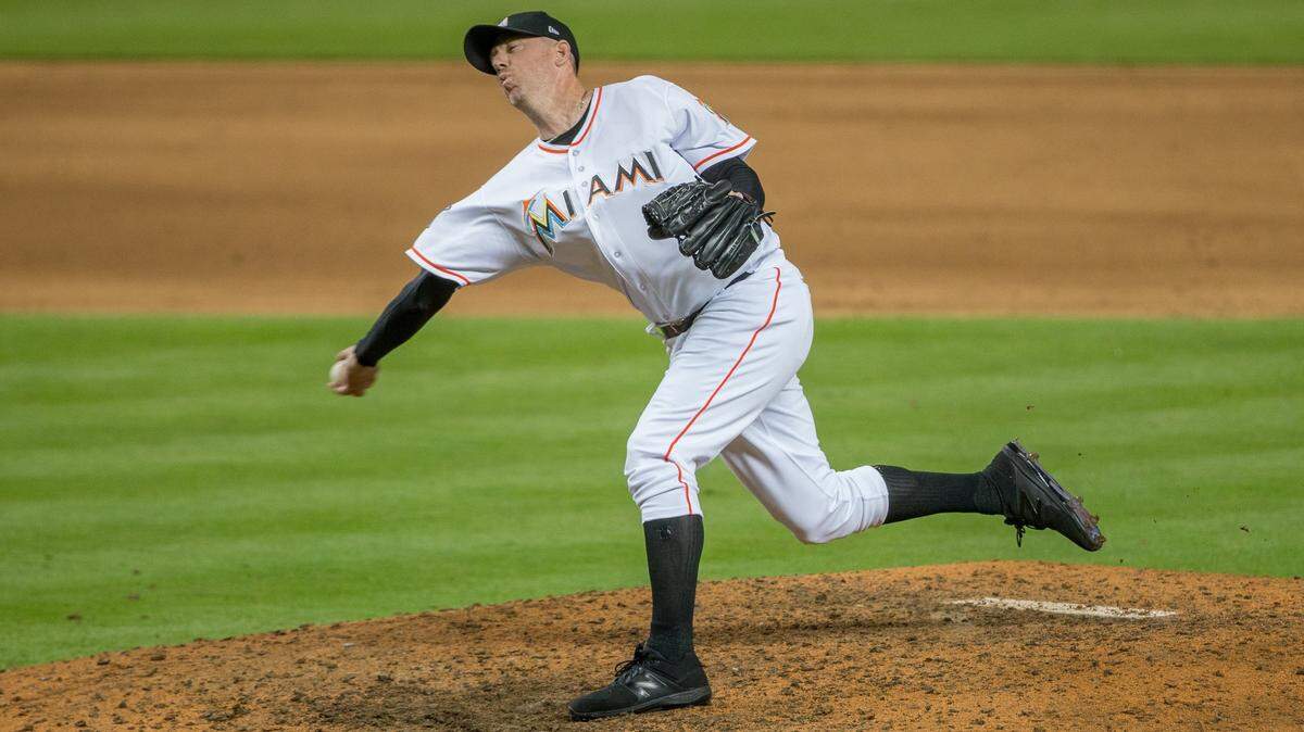 Miami Marlins relief pitcher Brad Ziegler #29 closes the game for the marlins against the Los Angeles Dodgers at Marlins Park in Miami on Tuesday, May 16, 2018. The Marlins won 4-2.