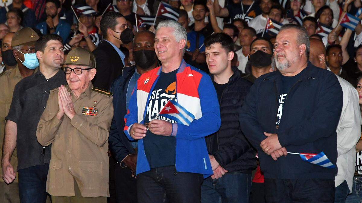 Raul Castro, left, stands with Cuban President Miguel Diaz-Canel and Cuban Prime Minister Manuel Marrero Cruz in January.