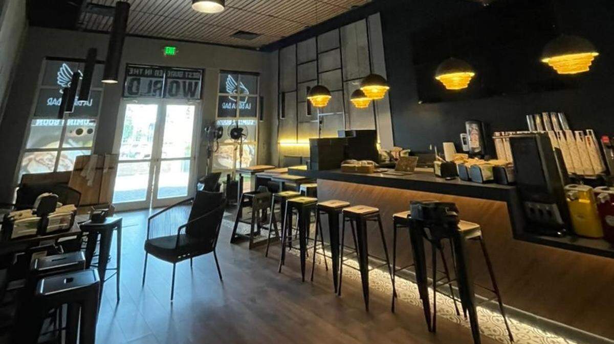 La Birra Bar, an Argentine restaurant with almost 40 different varieties of burger, including vegetarian options, is opening its first U.S. location.