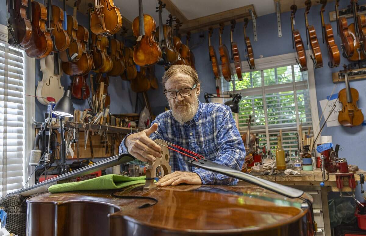 Miami String Haus: El Portal’s hidden instrument shop | Miami Herald