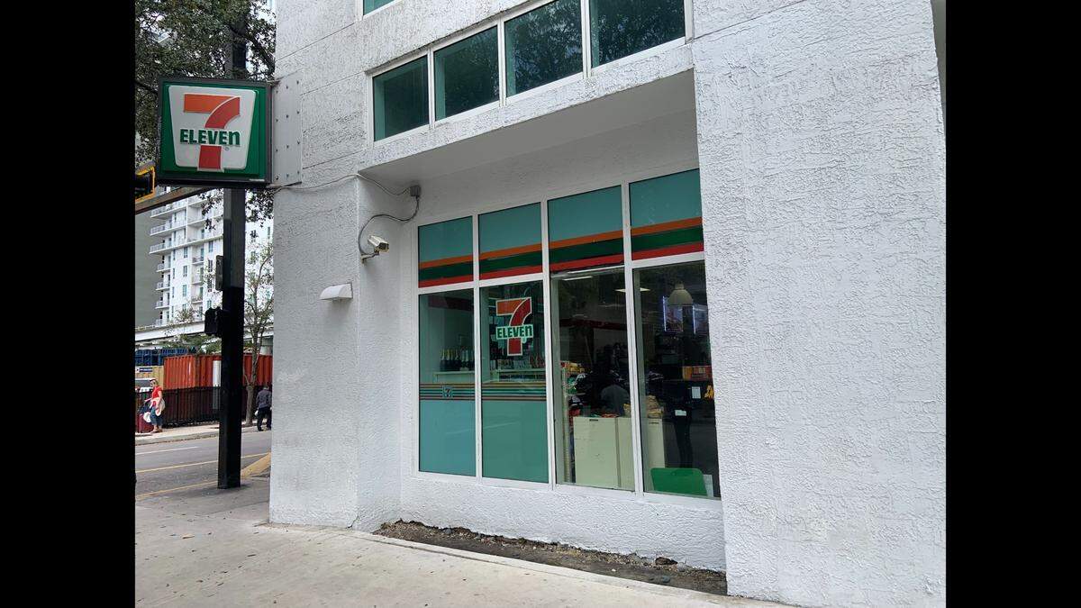 This downtown Miami 7-Eleven sits on the corner of Northeast First Street and Second Avenue.