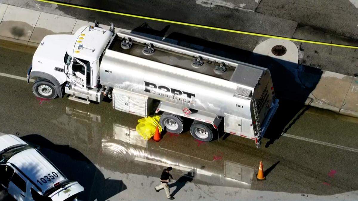 A bicyclist was killed in a crash with a tanker truck on East Las Olas Boulevard in Fort Lauderdale Friday morning.
