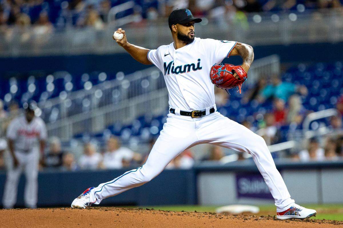Miami Marlins pitcher Sandy Alcantara (22) pitches the ball during the first inning of an MLB game against the Atlanta Braves at loanDepot park in the Little Havana neighborhood of Miami, Florida, on Tuesday, August 17, 2021.