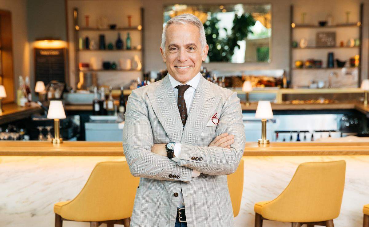 Geoffrey Zakarian will co-host the Sunday Brunch at the South Beach Wine & Food Festival 2025.