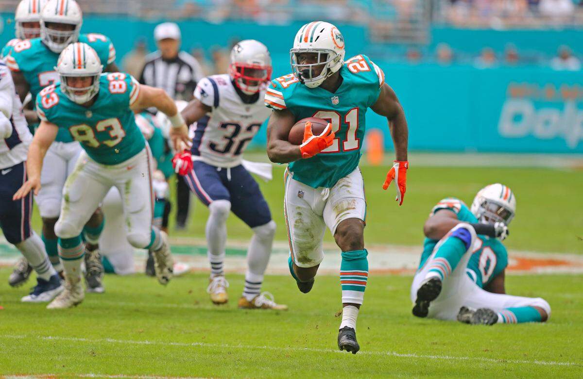 Running back Frank Gore agreed to a contract with the Buffalo Bills on Monday after spending only one year.