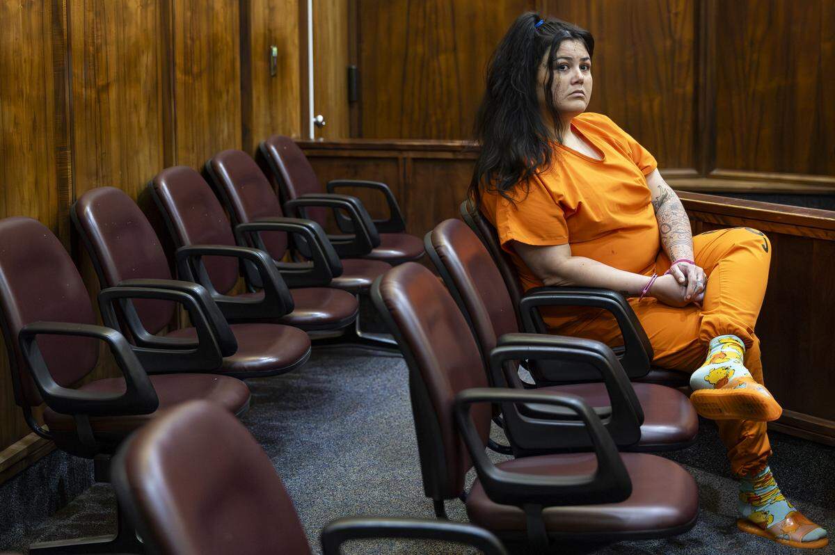 Daisy Link appears in a hearing for a new trial at the Richard E. Gerstein Justice Building on Friday, Feb. 6, 2026, in Miami, Fla. Link, who made headlines for getting pregnant while being held in Turner Guilford Knight Correctional Center, had previously been convicted of fatally shooting her husband in the leg in Homestead.