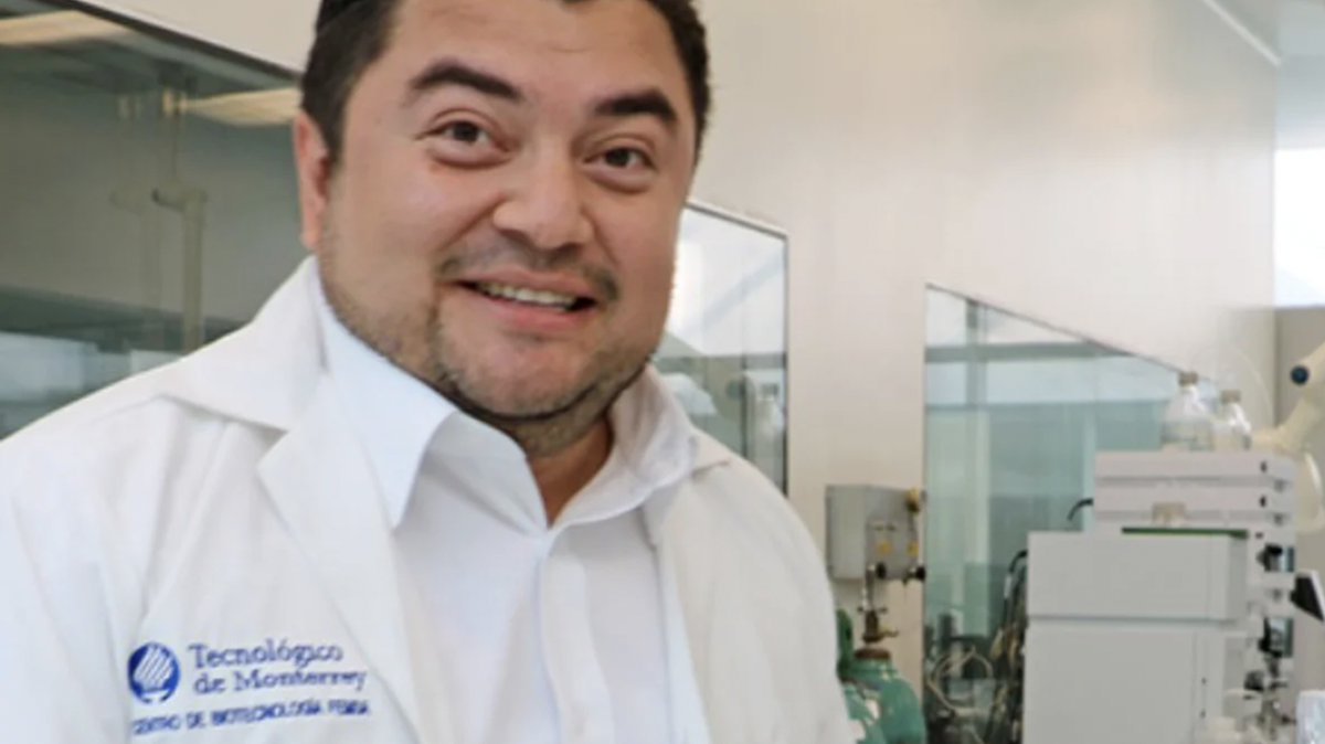 A Florida judge sent Mexican scientist Héctor Cabrera-Fuentes to prison in June.