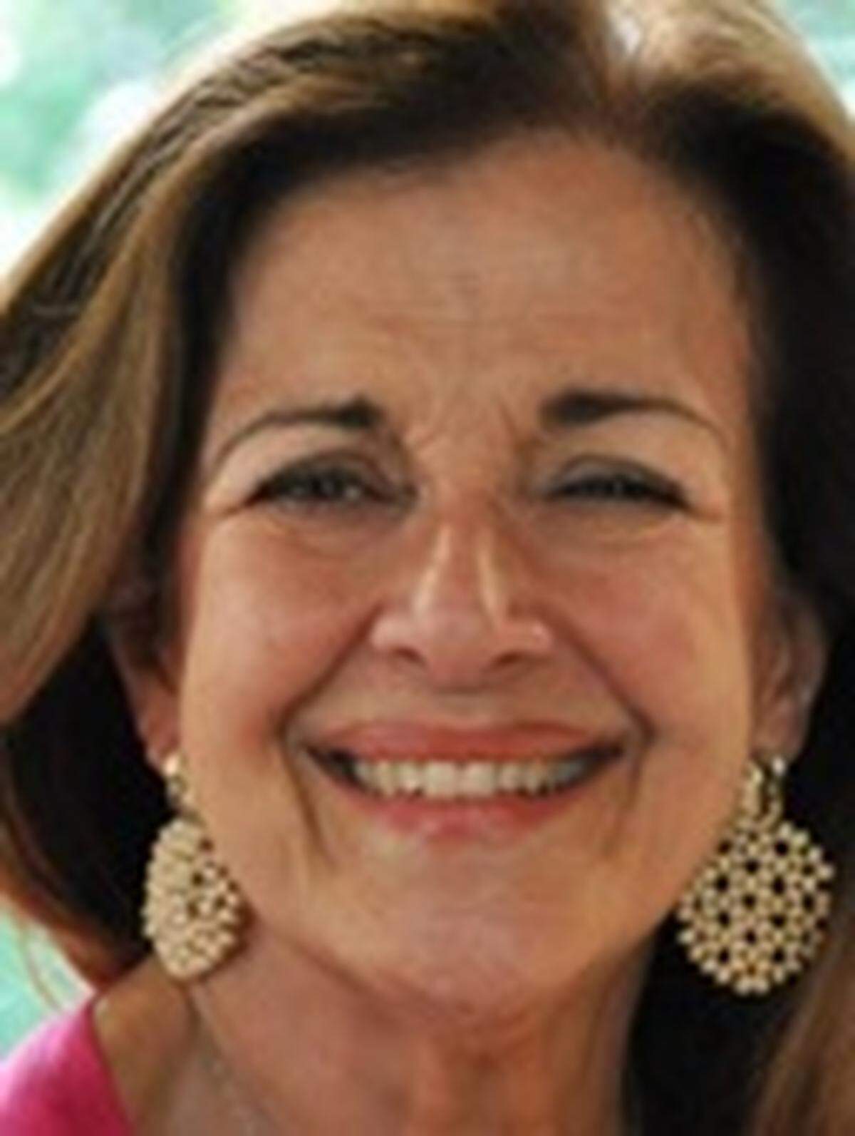 Raquel Puig Zaldivar is a Cuban-American writer, attorney and college professor.