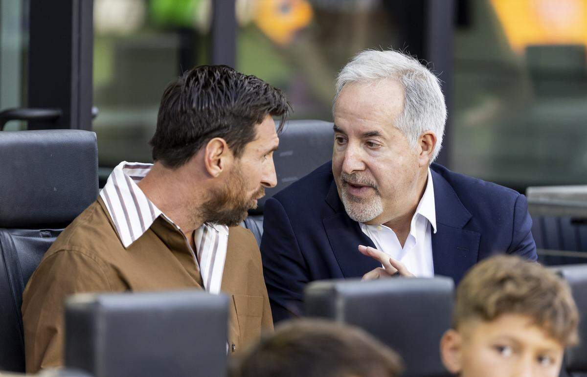 Inter Miami CF forward Lionel Messi (10) talks with managing owner Jorge Mas before their team plays against Pumas UNAM in their Leagues Cup Phase One soccer match at Chase Stadium on Wednesday, Aug. 6, 2025, in Fort Lauderdale, Fla.