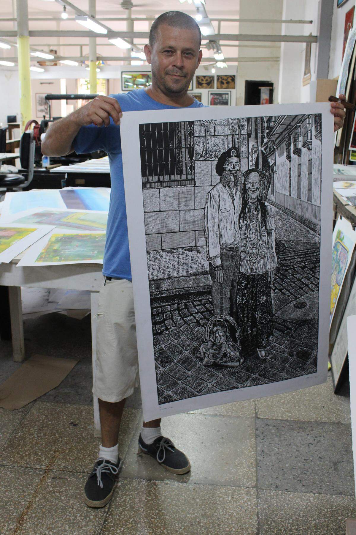 El artista gráfico Julio César Peña Peralta, del Taller Experimental de Gráfica en La Habana Vieja, dice que echa de menos la actividad comercial que generaban los pasajeros de los cruceros estadounidenses.