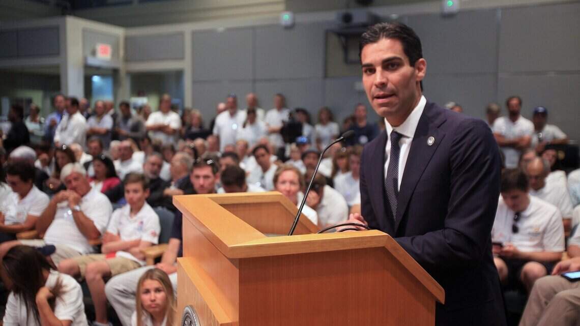Mayor Francis X. Suarez feeling ‘very Miami-ish’ after running at Miami Marathon
