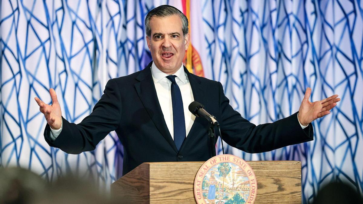 Miami Beach Mayor Steven Meiner in 2024.