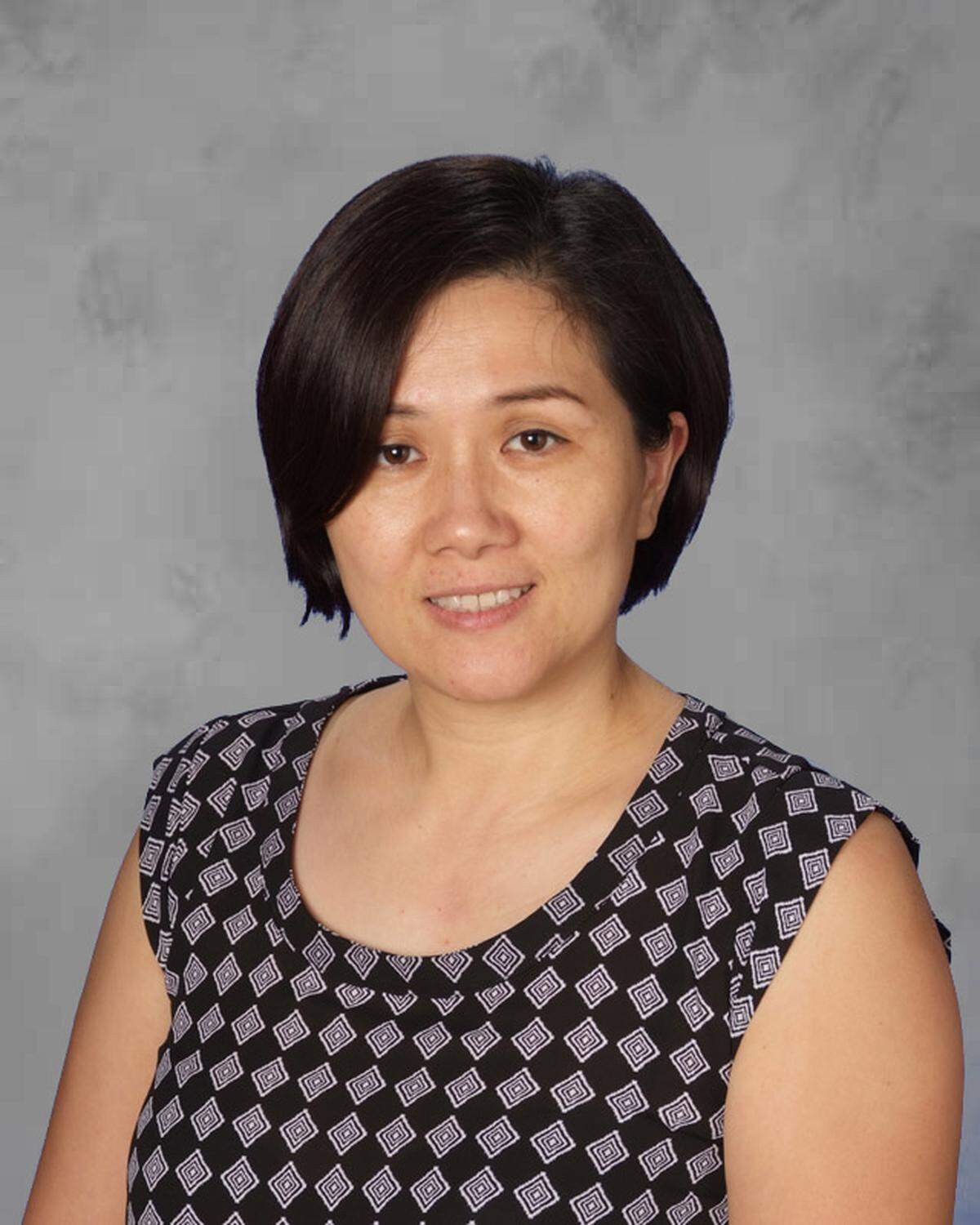 Tzu-yu Zoe Chen of Gulliver Preparatory School was named Chinese Teacher of the Year by the Florida Foreign Language Association.