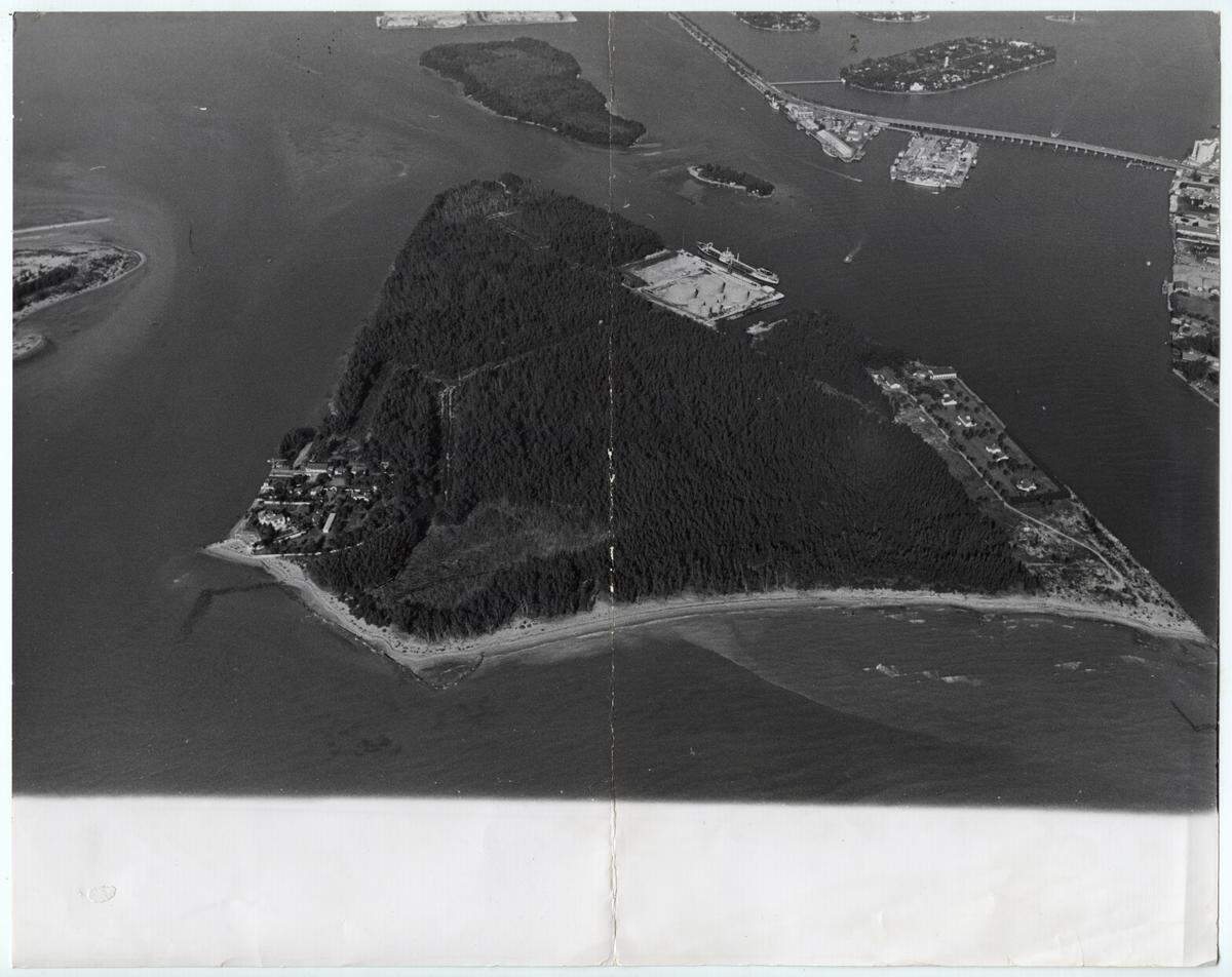 A photo of Fisher Island taken in 1968.