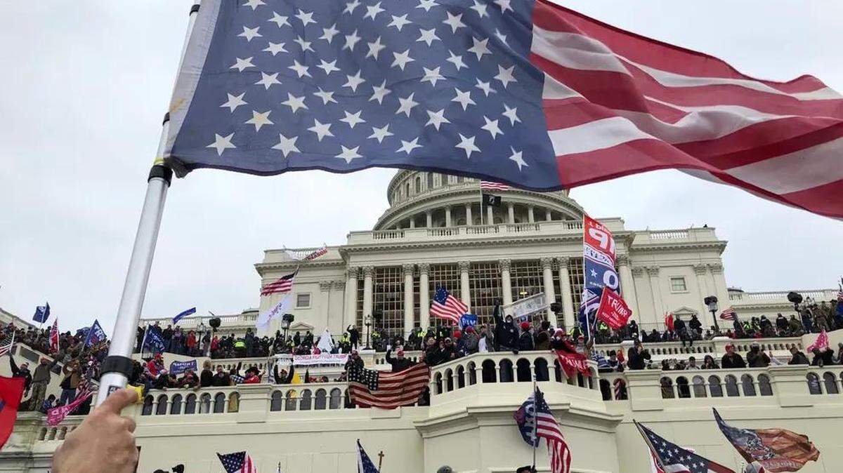 The right loves to argue we’re a republic, not a democracy. What’s the difference?