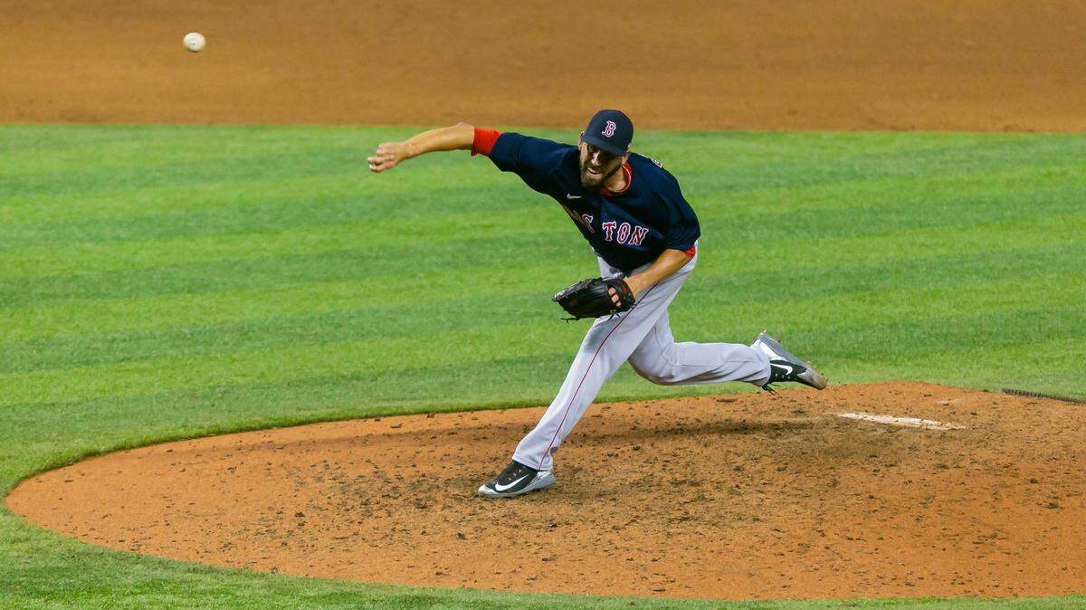 Boston Red Sox relief pitcher Matt Barnes (32) pitches in the ninth inning of a Major League Baseball game against the Miami Marlins at Marlins Park in Miami, Florida on Tuesday, September 15, 2020.