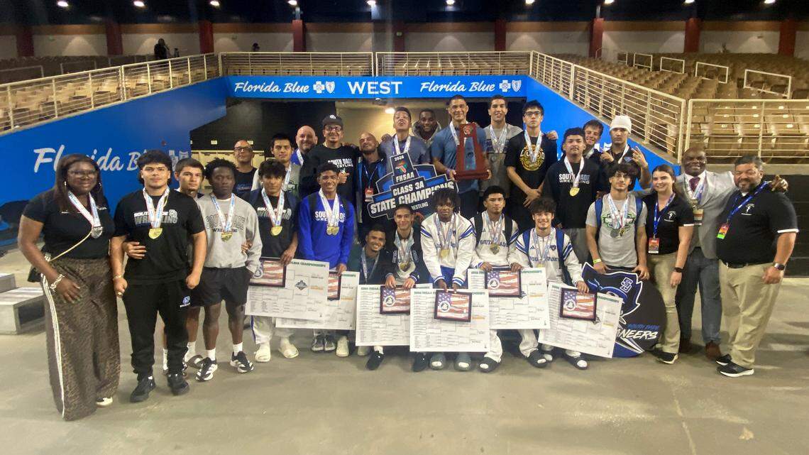 South Dade continues dominance of the boys’ state wrestling meet with 21st title
