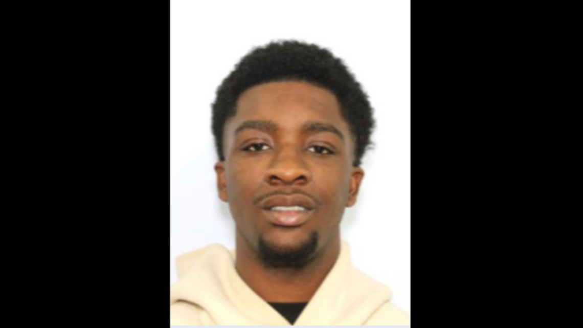 Deputies hunt for fifth suspect in deadly Broward shooting. Four already caught