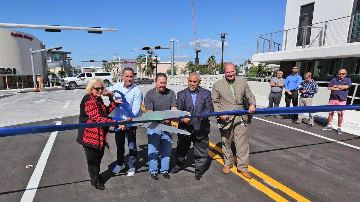 Miami Beach city officials at a ribbon-cutting ceremony marking the start of construction of the West Avenue pedestrian bridge in October 2017. The bridge is expected to be completed in October 2019, but work on it will cause a temporary closure of the West Avenue vehicular bridge Sept. 18-19.