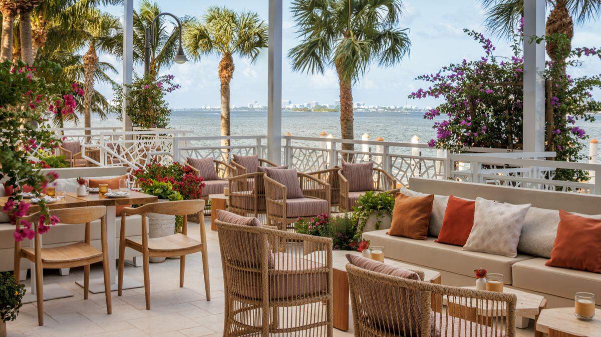 The outdoor patio at Yaya Coastal Cuisine Mediterranean restaurant.