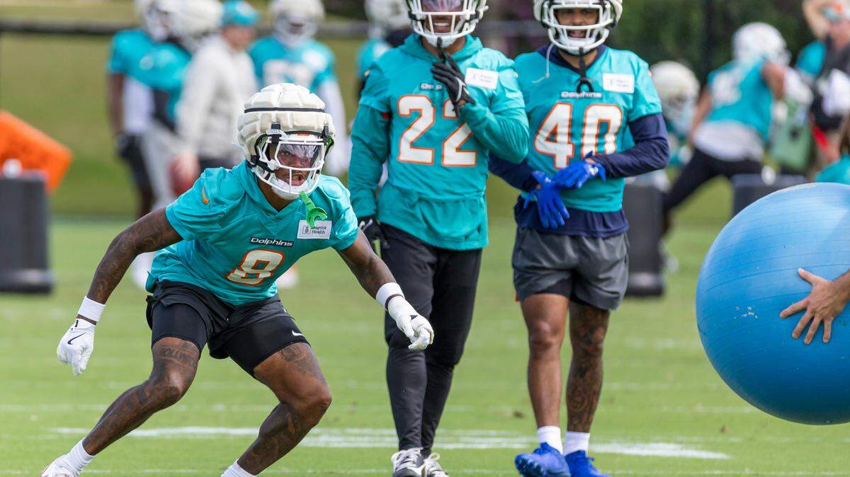 Miami Dolphins safety Jevon Holland (8) runs drills during a practice session at the Baptist Health Training Complex on Wednesday, Oct. 23, 2024, in Miami Gardens, Fla.