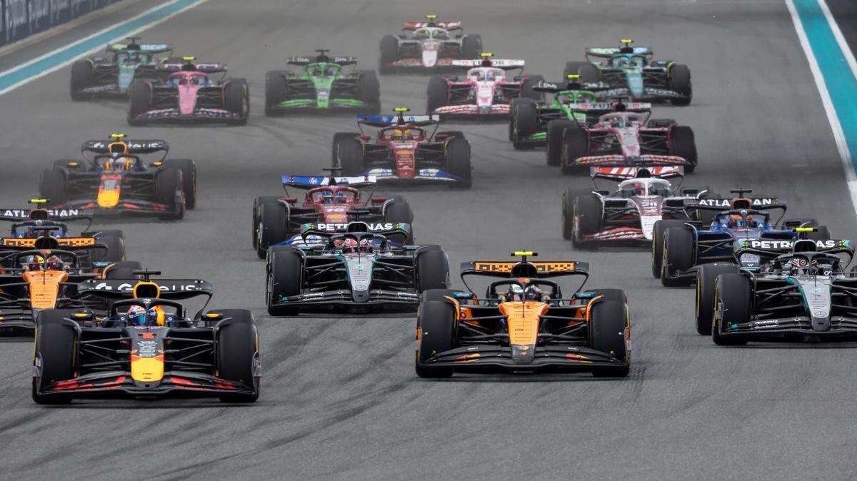 Drivers take off during the Formula One Miami Grand Prix at the Miami International Autodrome on Sunday, May 4, 2025, in Miami Gardens, Fla.