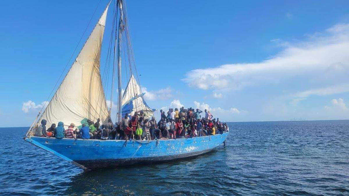 More than 150 migrants on an overloaded sailboat grounded off Miami-Dade, Coast Guard says