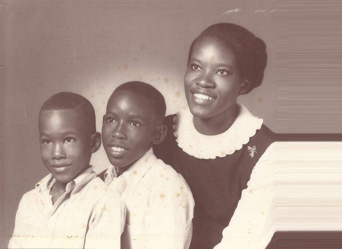 Bea Hines with her two sons, Rick, sitting next to her, who was 9 at the time. Shawn was 6.