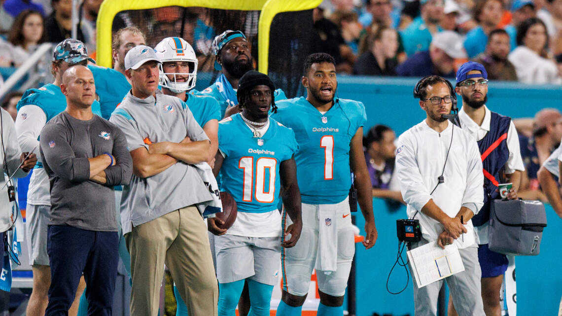 Dolphins stars Tua Tagovailoa, Tyreek Hill receive awards for 2023 season