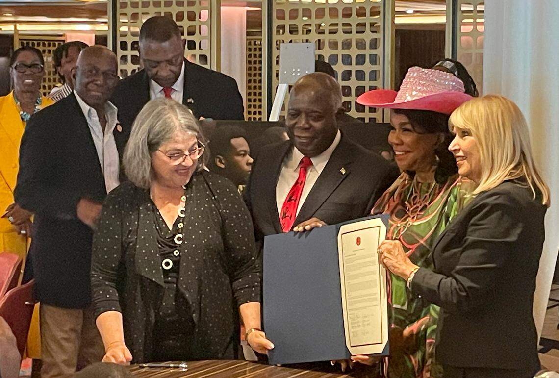 From left to right, Miami-Dade County Mayor, Daniella Levine Cava, Bahamian Prime Minister, Philip Davis, Congresswoman Frederica S. Wilson, FL-24, and Miami-Dade County School Board Chair, Mari Tere Rojas, pose after Congresswoman Wilson announced the opening of the Role Models program’s first international chapter in the Bahamas on Sunday, Oct. 1, 2023.