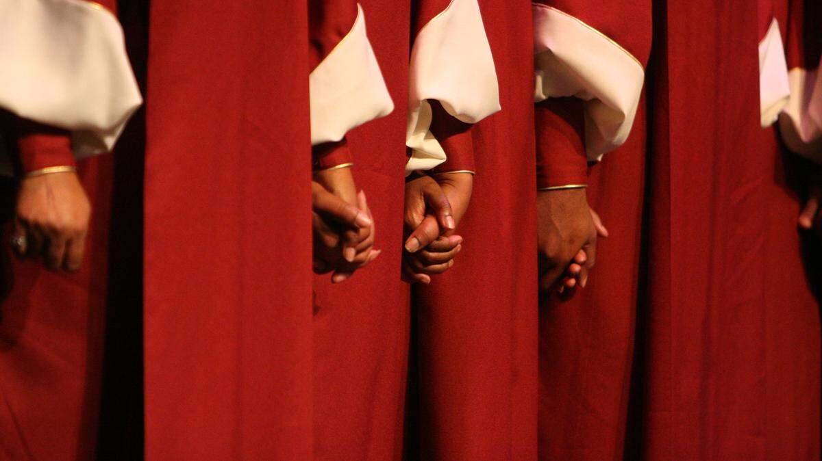 “While many traditional Protestant churches still have a choir, the number of churches with full choirs seems to be dwindling. Indeed, the church choir, as I once knew it, seems to be on the way out.”
