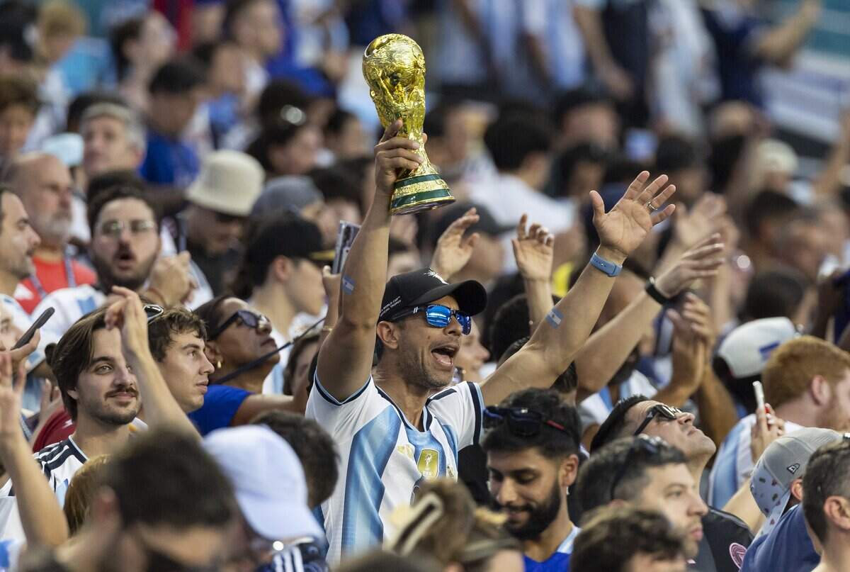 Argentina fans cheer for their team before they play against Cape Verde in their FIFA World Cup 2026 Round of 32 soccer match at Hard Rock Stadium (Miami Stadium) on Friday, July 3, 2026, in Miami Gardens, Fla.