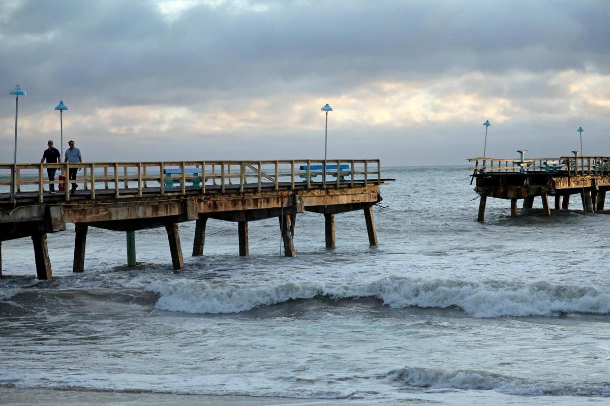 Anglin’s Fishing Pier at the end of Commercial Blvd. in Lauderdale-by-the-Sea is shown on Thursday, Nov. 10, 2022, after a section of it collapsed due to Tropical Storm Nicole.