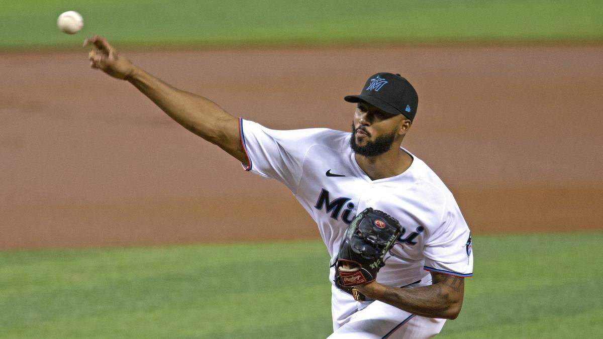 Miami Marlins pitcher Sandy Alcantara (22) pitches against the Washington Nationals during the first inning of the first game of a baseball doubleheader at Marlins Park in Miami on Sunday, September 20, 2020.