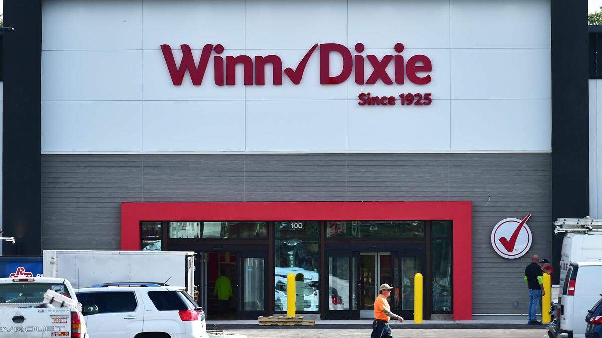 A severe storm ripped through a Winn-Dixie in Okeechobee, Florida, causing rain to gush through the ceiling and pour into the store