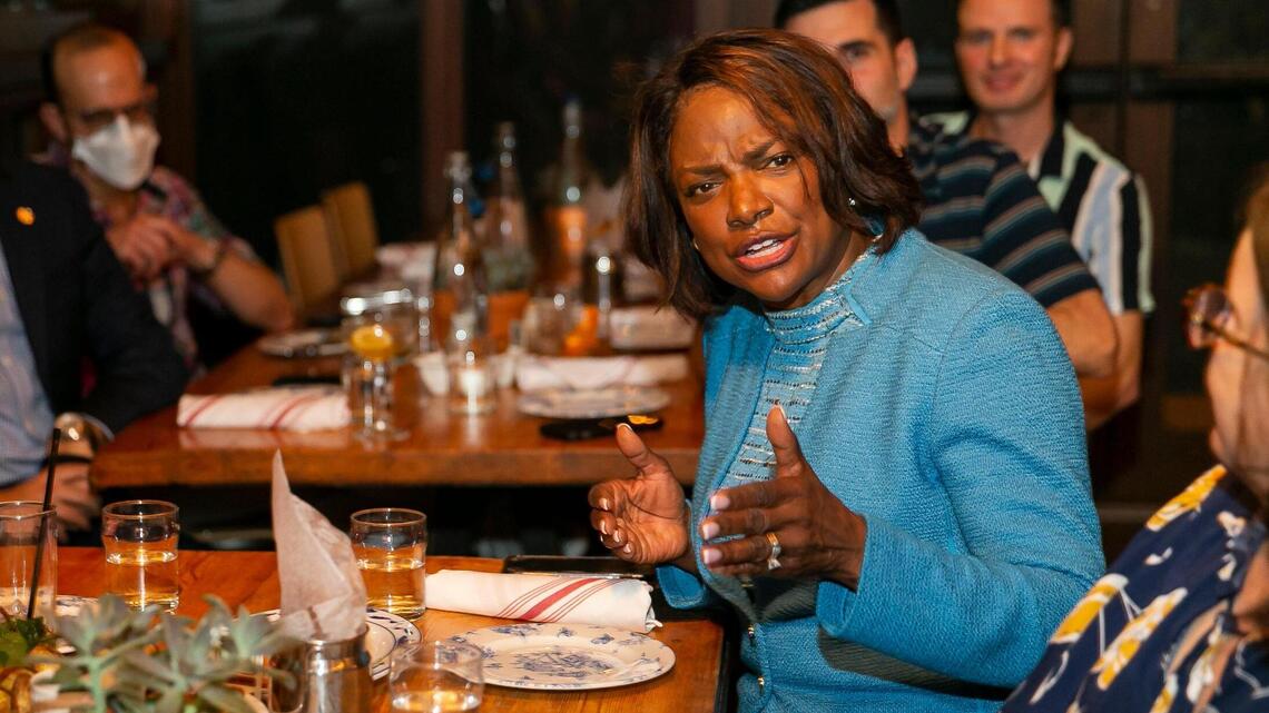 ‘You have to come back.’ Val Demings campaigns for U.S. Senate in South Florida