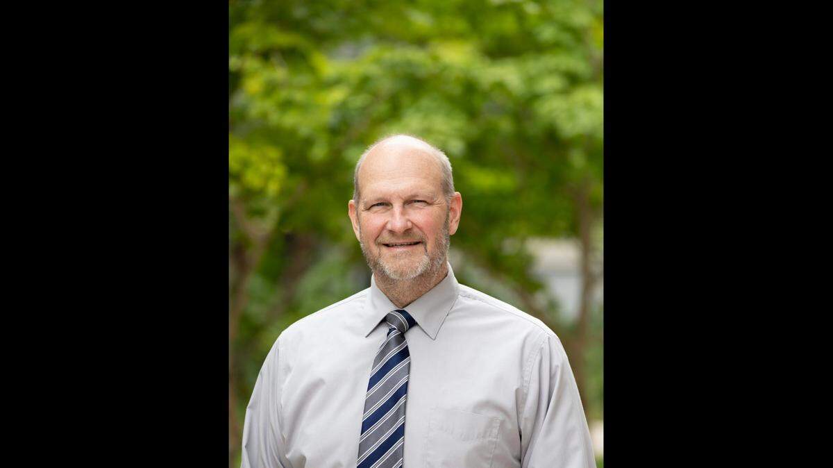 Miami Beach Deputy City Manager Eric Carpenter was selected Wednesday as the city’s next manager.