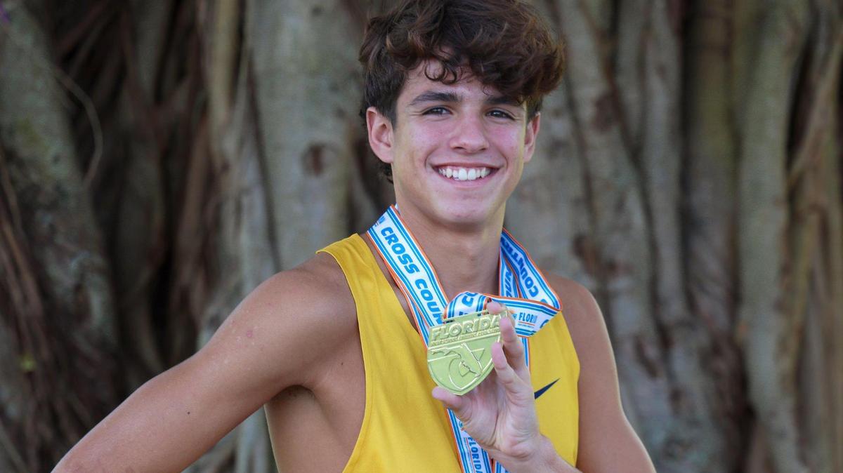 Marcelo Mantecon, Belen Jesuit
