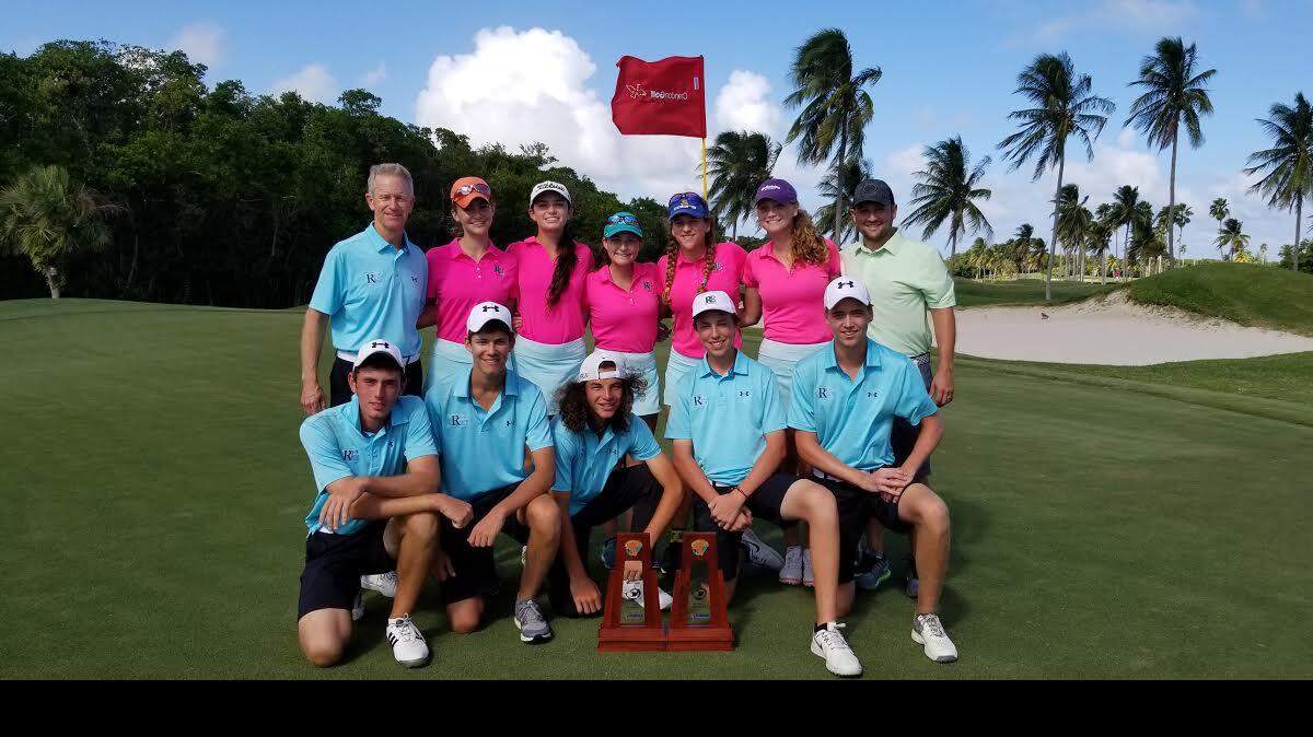 The Ransom Everglades golf teams following their 2018 district tournament