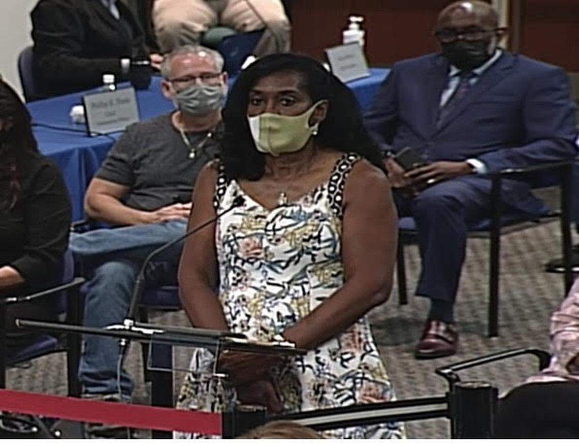 Diana Runcie, wife of Broward County Superintendent Robert Runcie, speaks in support of her husband during a meeting May 11, 2021.
