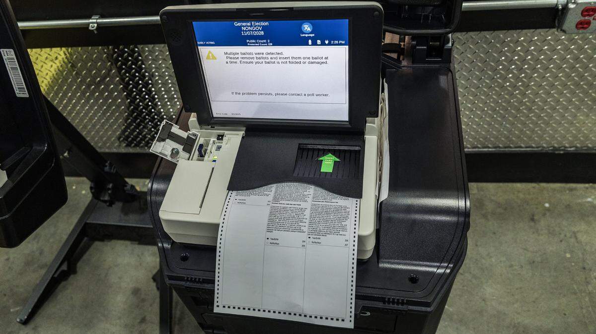 View of the latest election voting DS 300 tabulator machine used for voting during elections at the Miami-Dade County Election Department, one of the largest counties in the country, on Thursday October 23, 2025.