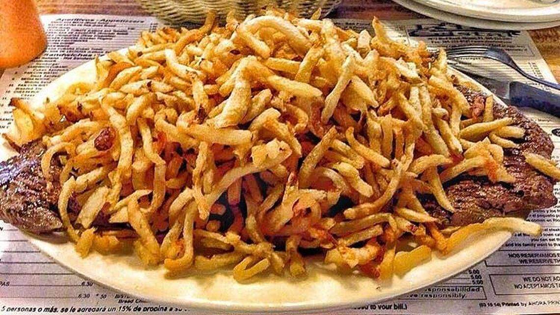 For 46 years, Rio Cristal in Miami’s Westchester suburb was a hit with diners, thanks in part to the enormous Palomilla steak covered in French fries.