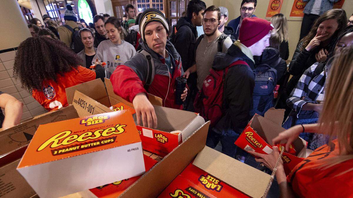 Fans of Reese’s lined up to go all in for the 3-seed Boilermakers at Purdue University in West Lafayette, Ind., Thursday March 21, 2019. Reese’s is all in on the “three” for this year’s NCAA Division I Men’s Basketball Tournament. Students and fans at all four of the 3-seed schools were given “rare” 3-cup Reese’s product prior to today’s tournament tipoff.