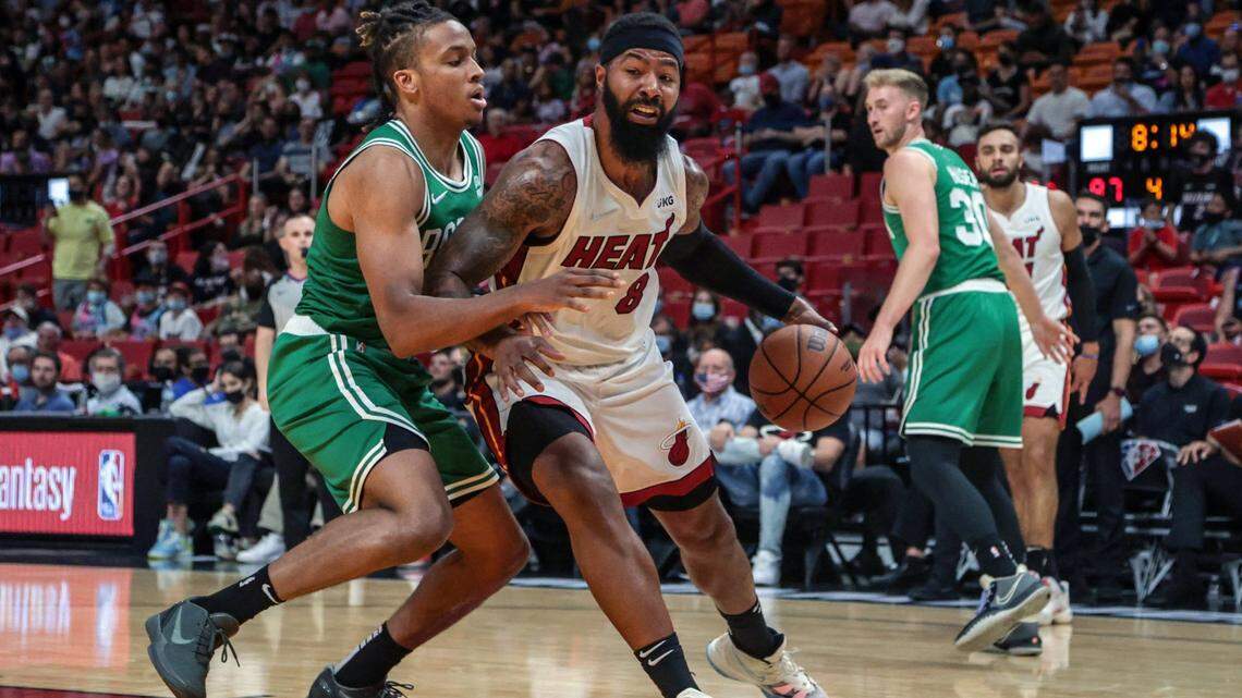 Miami Heat forward Markieff Morris (8) drives to the basket in the fourth quarter at FTX Arena in Miami on Friday, October 15, 2021.