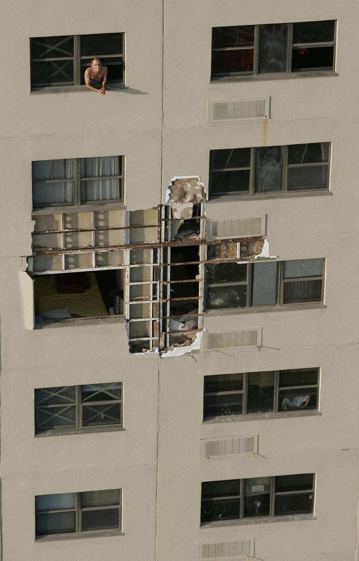 Damage from Hurricane Wilma to an apartment building along Northwest 17th Avenue in Miami.