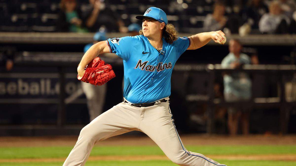 Feb 29, 2024; Tampa, Florida, USA; Miami Marlins starting pitcher Ryan Weathers (60) throws a pitch during the first inning against the New York Yankeesat George M. Steinbrenner Field. Mandatory Credit: Kim Klement Neitzel-USA TODAY Sports
