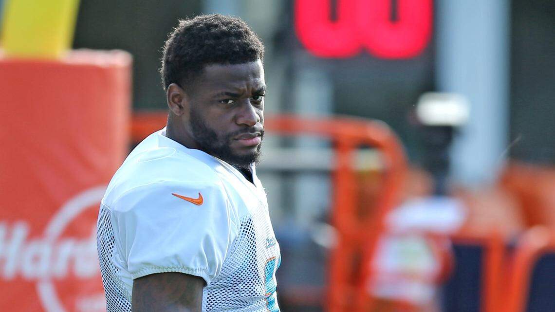 Was DeVante Parker all right with not playing in Week 2? ‘Of course not.’